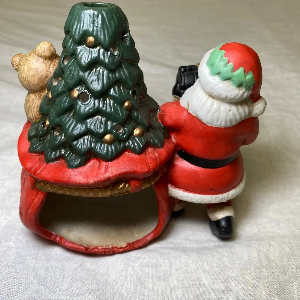 PartyLite P0554 Santa With Toys Christmas Tree Teddy Bear Tealight Holder